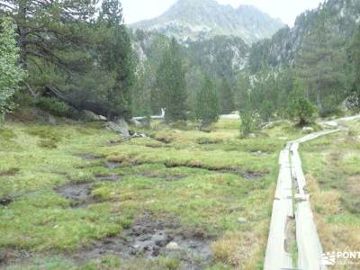 Valle Aran-Aigüestortes,San Mauricio:excursion cerca de madrid senderismo hoces del duraton viajes o